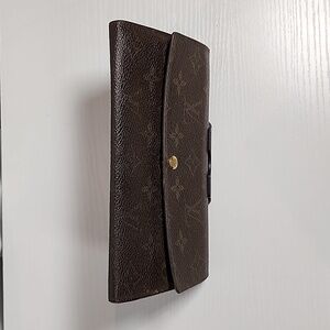 Authentic Louis Vuitton Monogram Wallet